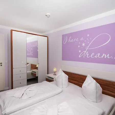 Lejlighed Strandresidenz-baabe-typ-a-inkl-hallenbad-und-sauna-wohnung-1-30